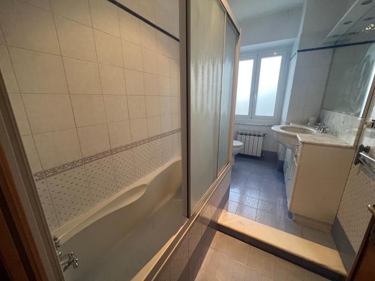 Trilocale Seaside - San Terenzo, Lerici Apartment Bagian luar foto